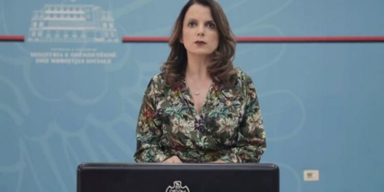 COVID-19 në 24 orë: Humb jetën një 80 vjeçar nga Tirana, 81 të infektuar