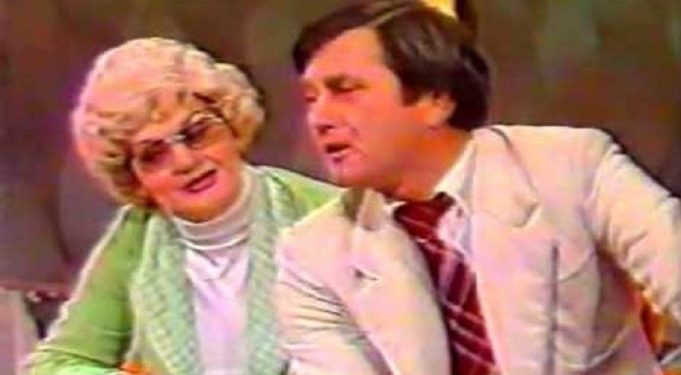 Jo kunati i Lu… por “Kunati i shokut Xhemal”! Një perlë e esradës së Shkodrës (Video)