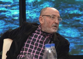 Tosi Lubonja flet për vete dhe shokët e tij: Rama s’pyet për ne “plehrat  e  delet”! Ai do pushtet të përjetshëm si Enveri, s’pyet për ndërkombëtarët