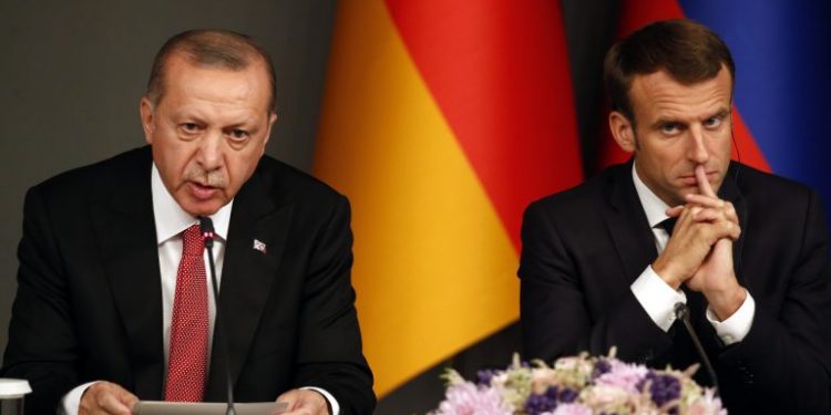 ANALIZA: A po e izolon Franca Ballkanin për shkak të Turqisë?