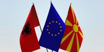 Mandatet në Maqedonin e Veriut: Megjithse të përçarë rritet dukshëm numri i deputetëve shqiptarë