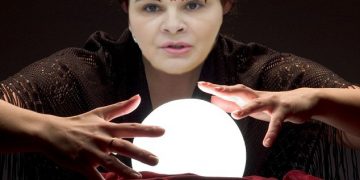 Kryemadhi si “Nostradamusi”: Rudina Hajdari do dalë forcë e tretë, Rama forcë e katërt, LSI rivalizon PD për fitoren e zgjedhjeve