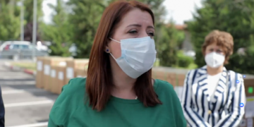 Ministrja Manastirliu: Diskot dhe lokalet e natës vatra infeksioni, nuk do hapen as në vjeshtë