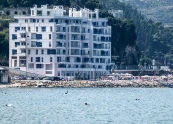 Sigurisht paratë Becchett-it, mbas atij të pallatit të Ujit të Ftohtë