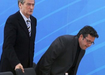 Kontratat me mashtruesin Bechettin për Kalivaçin dhe mbushjen e Shqipërisë me plehra firmosur nga Sali Berisha , Paloku i del në mbrojte duke akuzuar Ramën për prishjen!