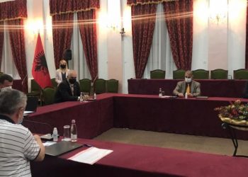 Marrëveshja e 5 qershorit votohet të enjten, mazhoranca nënshkruan  me opozitën parlamentare