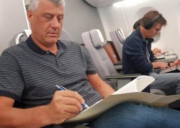 Hashim Thaçi niset në Hagë nga Rinasi