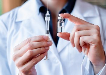 Covid-19, vaksina “Made in Italy”! 60 milionë doza deri në fund të vitit