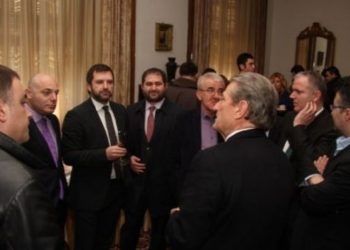 “Media kuplara”, ku shesin moral virgjëresha me barrë nuk na duhen zoti kodosh!