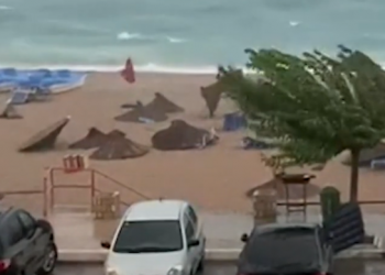 Reshjet e furishme të shiut dhe era e fortë kanë shkaktuar dëme në vend dhe bregdet/ Pamjet