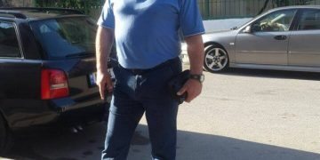 “Ça ishte kjo gjëmë, më thuaj që nuk është e vërtetë”, gazetarja shqiptare humbet papritur bashkëshortin, një ndër socialistët organizues të njësisë numër 4 në Tiranë