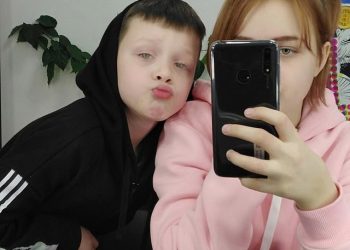 Historia e pabesueshme në Rusi: 13-vjeçarja bëhet me vajzë, babai është i dashuri 10 vjeç