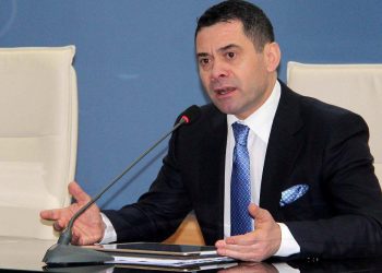 Ahmetaj nënshkruan kontratën e radhës për financimin e projektit të ndërtimit: “Zonat e reja do të krijojnë hapësira të gjelbëruara, ambiente shërbimi “