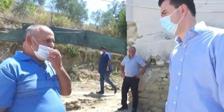 Basha po iu premtonte se sapo të kthehet në pushtet do t’i ndihmonte, qytetari: Je më shumë vonesë!