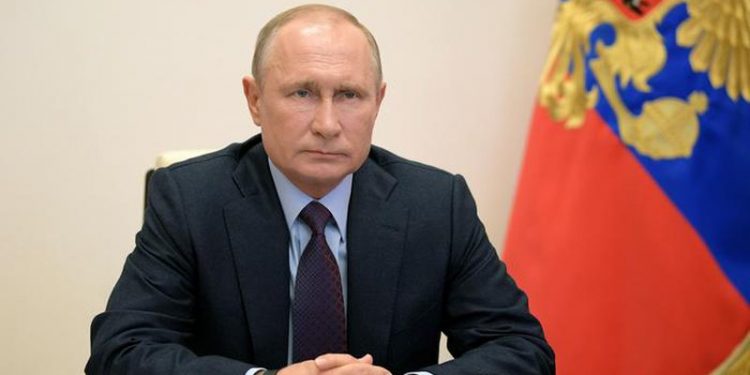 “Vaksina është gati”! Ambasada ruse në Shqipëri reagon pas deklaratës së Putin