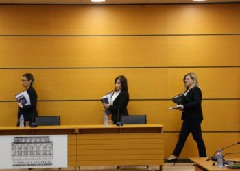 Frika nga hetimet dhe sekuestrimi i pasurisë, 38 gjyqtarë dhe prokurorë japin dorëheqjet, i shpëtojnë në bllok vetingut