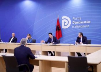 Basha spastron partinë nga njerëzit e Berishës: Ja 28 “lularët” e PD që kanë në dorë kandidatët për deputetë!