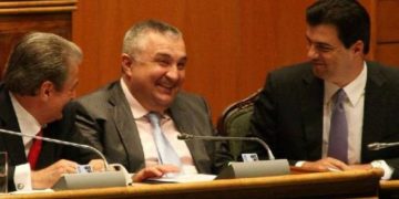 Berisha-Meta-Basha tre avokatët e shitjes së detit, PS e kundërshtoi paktin në vitin 2009, nuk do ketë ripërsëritje