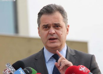 Ben Blushi, letër së bijës: E dashur Natali, ja pse Sali Berisha merret me ty e me mua