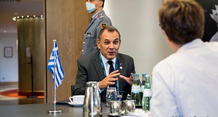 Vatra e re e krizës në Evropë, DW: Greqia dhe Turqia vazhdojnë të luajnë me zjarrin. Gjermania paralajmëron se manovrat ushtarake nuk i shërbejnë paqes