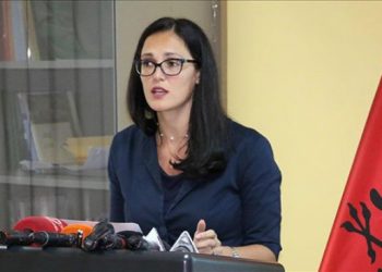 Pyetje, Delina Ibrahimajt: A paguan taksa koncesioni i bakrit me ortak Ilir Metën dhe pse e bllokoni hetimin tatimor?!