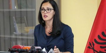 Pyetje, Delina Ibrahimajt: A paguan taksa koncesioni i bakrit me ortak Ilir Metën dhe pse e bllokoni hetimin tatimor?!