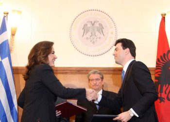 Debati për kufijtë detarë me Shqipërinë, mediat greke zbulojnë detajet: Qeveria e Mitsotakis synon nënshkrimin sa më parë  edhe me Shqipërinë