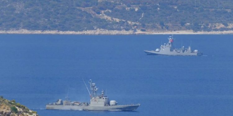 “Nëse Greqia tërheq këmbëzën, Turqia del nga NATO. U ngopëm me kërcënimet e Macron”