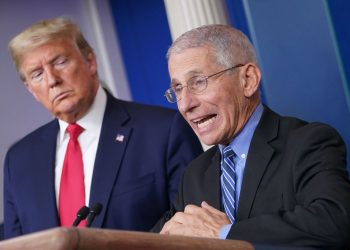 Të gjithë pyesim nëse do jetë e detyrueshme vaksina për të gjithë? Eksperti i lartë i SHBA-së e thotë troç: Nëse dikush e refuzon …