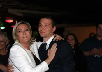 Ekstremistët francezë në PE, kërkojnë pezullimin e lëvizjes së lirë të shqiptarëve në BE. Komisioneri Varhelyi iu “tregon vendin”