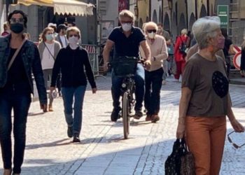 A po futet Italia zyrtarisht në valën e dytë të koronavirusit?!