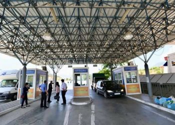 Merr fund kriza e Kakavijës, kalojnë të gjitha makinat: Rregullat strikte të futjes në Greqi nga sot