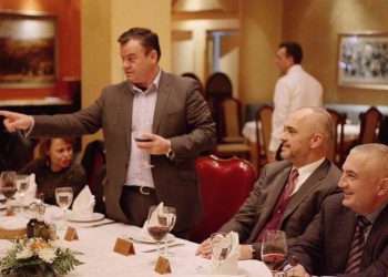 Këshilltari Metës, Lehsi këshillon nga “qymezi” dhe Veliajn: Nuk është Meta armiku yt, po Rama. Ki kujdes se do rikthejë Saimir Tahirin