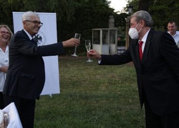 Qokat presidenciale, me një njeri që se “njohën kurrë” si president