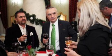 Ilir Meta si padrino