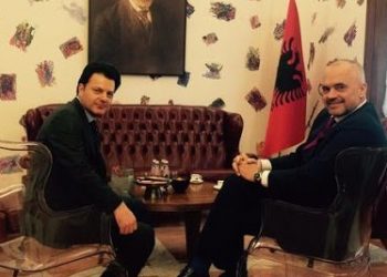 “Me violinë në krah çau detin dhe përçoi tingujt shqiptarë”, Rama uron për ditëlindje violinistin Shkëlzen Doli