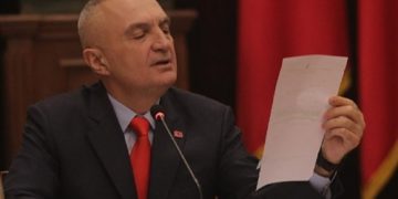 Rrëfimi i Ilir Metës: Ja pse mbaj gjithmonë një bllok në dorë ku bëj pazare