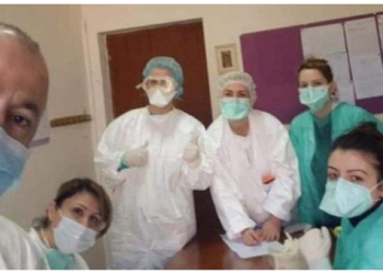 Lajm fantastik/ Ishte prej 20 ditësh në terapi intensive, mjeku reanimator fiton betejën me koronavirusin