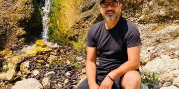 Video/Ish-ministri i Brendshëm Saimir Tahiri ka zgjedhur vendin e tij të origjinës për të eksploruar më shumë si turizëm