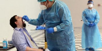 Në Greqi, vala e dytë e koronavirusit