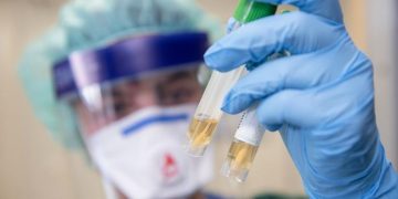 Shkencëtarët: Çfarë zbuluam te personi i riinfektuar me koronavirus, do të ishte e tmerrshme nëse…