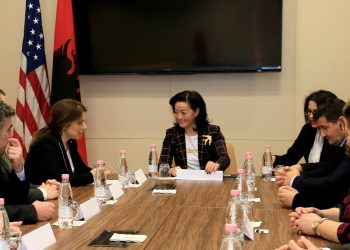 SHBA-BE rrënojnë planet e politikës për të kapur Gjykatën e Lartë, ndërkombëtarët marrin në dorë emërimet..