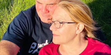 “Duket se kur të zë COVID-i, të zë vdekja dhe ti nuk ke asnjë shpresë”! I shoqi përfundon në spital: Aktorja e njohur Zamira Kita flet për herë të parë dhe tregon eksperiencën e vështirë me Covid-19