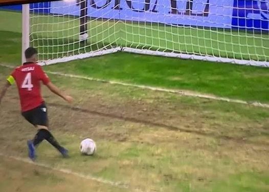 A mund ta kishte larguar topin para se të hynte në portë, Elseid Hysaj? Kreshnik Spahiu hedh dyshimet e forta, publikon foton që po thyen rrjetin