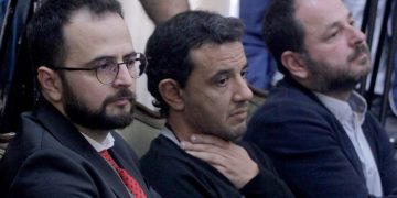 Kryetar Nderi? Kush është aktori i madh që “Nisma Thurje” po e përdor për tu hedhur “hi syve” atyre që nuk i njohin?!