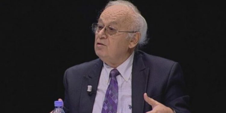 Debatet për kufirin detar, Myslim Pashaj: Ja pse nuk mund të zbatohet ndarja me 12 milje! Greqia synon të marrë territor