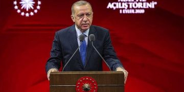 “Tashmë jemi mërzitur nga kjo lojë në hije”! Presidenti Erdogan del me kërcënimin e ashpër për Greqinë: Po mbaron epoka e atyre që për shekuj me radhë nuk kanë lënë vend pa shfrytëzuar!