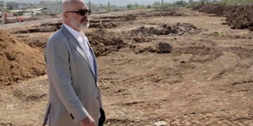 “Prej rrënojave të tragjedisë po lind një jetë e re”! Kryeministri Rama publikon pamjet dhe ka dy fjalë: Ata që u goditën më shumë…