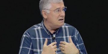 “Jam thuajse i vdekur…”! Infektohet nga Covid-19 ish-ambasadori i Shqipërisë në SHBA, tregon si është gjendja e tij shëndetësore