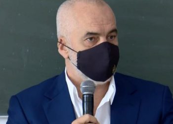 “Me hapjen e shkollave do rritet numri i të infektuarve”! Kryeministri gjatë konferencës jep edhe lajmin e hidhur: Ditën e djeshme humba mikun tim nga covid-19